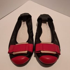 John David women's size 38 or 7.5 ballet style flat shoes black & red leather